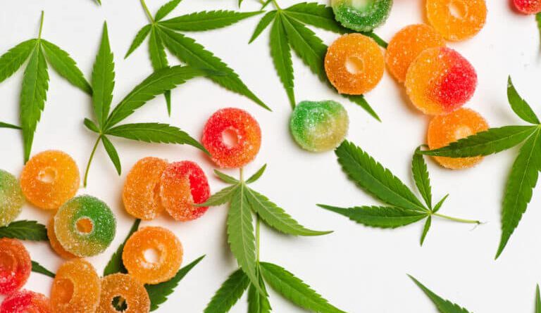 Sweet gummies with CBD, THC oil